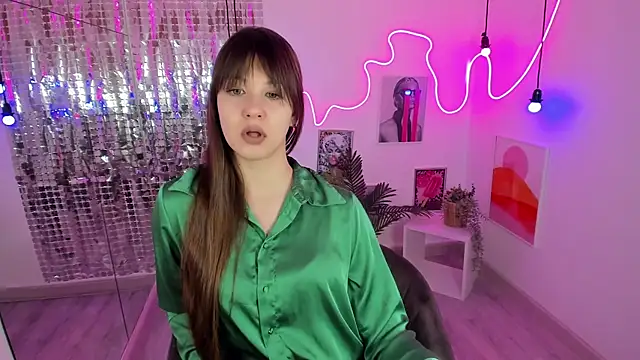 Snapshot of ElizaMild chatting on January 28, 1:16 pm ElizaMild online show from January 28, 1:16 pm