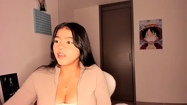 Snapshot of Naiara_sex chatting on February 13, 4:11 am Naiara sex online show from February 13, 4:11 am
