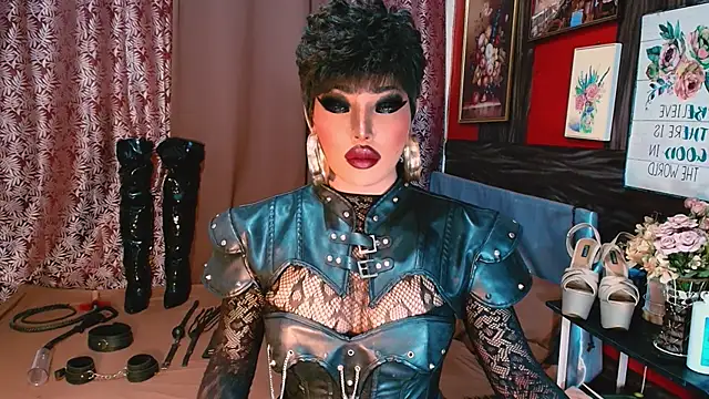 trixxielicious online show from May 1, 8:19 am