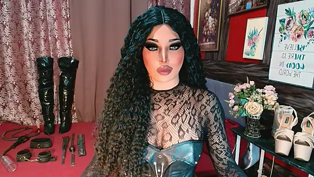 trixxielicious online show from May 5, 7:38 am