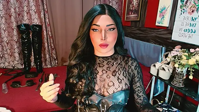 trixxielicious online show from May 11, 3:07 pm