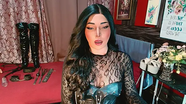 trixxielicious online show from May 12, 1:08 pm