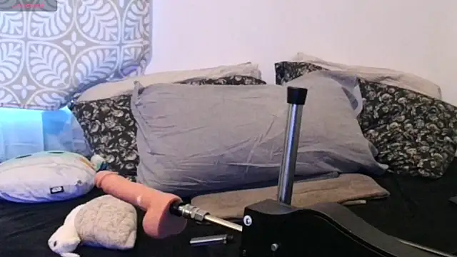 TsSnailGirl69 online show from January 30, 11:02 pm