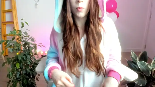 Snapshot of Pokemeboy chatting on February 14, 5:10 pm Pokemeboy online show from February 14, 5:10 pm