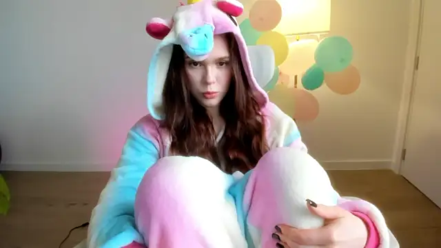 Snapshot of Pokemeboy chatting on April 5, 5:21 pm Pokemeboy online show from April 5, 5:21 pm