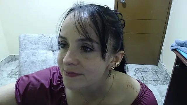 antara hotgirl online show from April 28, 10:04 pm