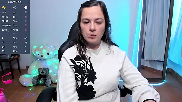 Snapshot of angelaagomez chatting on October 8, 9:45 pm angelaagomez online show from October 8, 9:45 pm