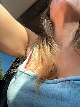 Snapshot of Gatitacarlita chatting on January 7, 10:40 am Gatitacarlita online show from January 7, 10:40 am