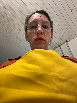 Gatitacarlita online show from May 9, 6:13 pm