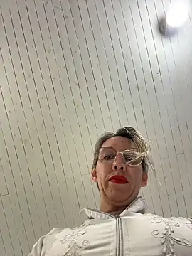 Gatitacarlita online show from May 13, 11:51 am