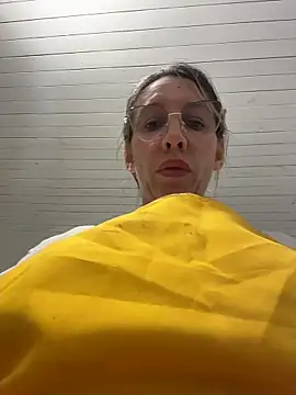 Gatitacarlita online show from May 14, 7:53 pm