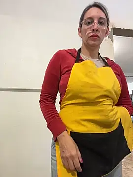 Gatitacarlita online show from May 15, 6:04 pm