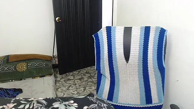 Smoke trip Alicia online show from February 17, 5:30 pm