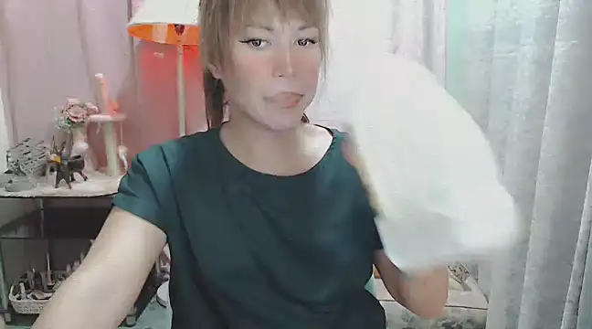 Snapshot of shanecummer chatting on March 14, 10:50 am shanecummer online show from March 14, 10:50 am