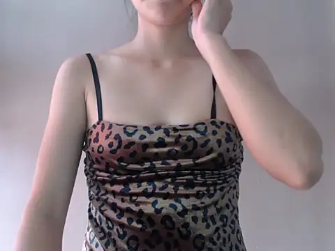 Bigg Pussyy Catt online show from October 4, 7:39 am