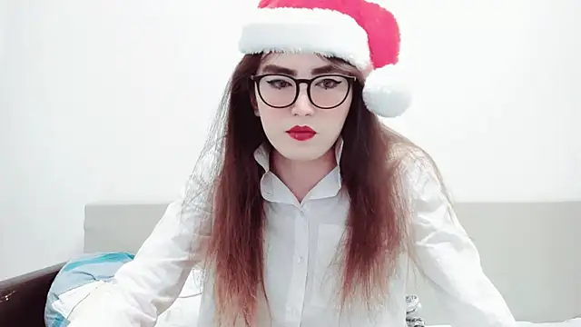 MinniMaksy online show from December 28, 11:59 pm