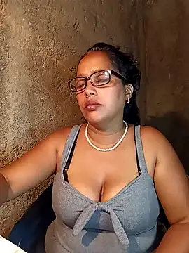 Damita999 online show from February 6, 6:02 pm