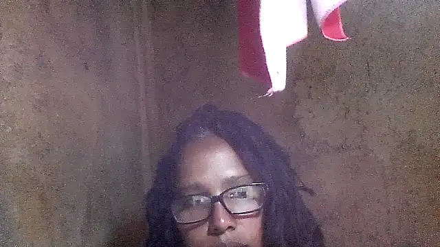 Damita999 online show from February 16, 9:05 pm