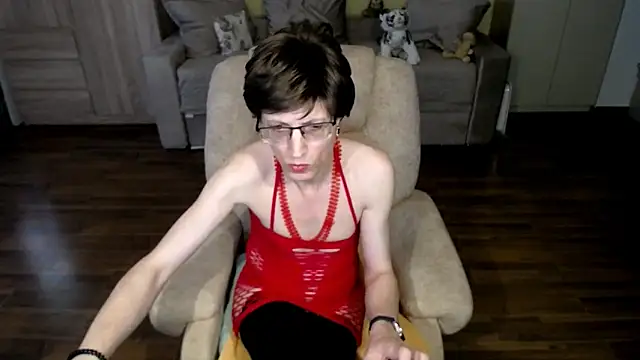 clementine online show from April 23, 12:29 pm