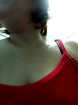 Snapshot of XXLorie_02 chatting on October 24, 10:50 pm XXLorie 02 online show from October 24, 10:50 pm