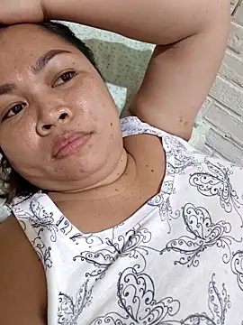 Snapshot of XXLorie_02 chatting on November 2, 12:29 pm XXLorie 02 online show from November 2, 12:29 pm