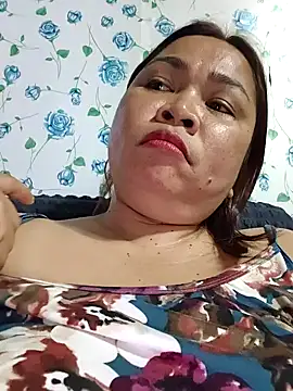 XXLorie 02 online show from March 8, 2:32 pm