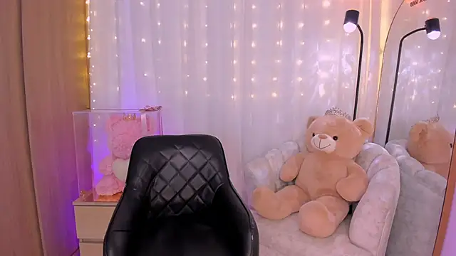 AmyDavis  online show from October 8, 11:46 pm