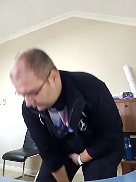 Andrew1900529 online show from February 18, 8:10 am