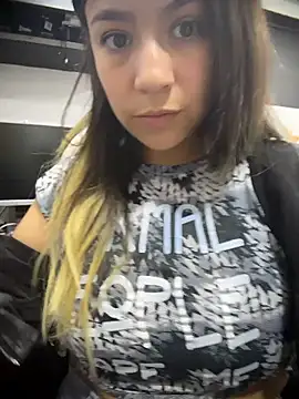 Snapshot of BA_BYY chatting on January 11, 4:12 pm BA BYY online show from January 11, 4:12 pm