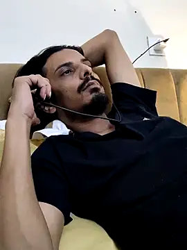 Snapshot of Talha266 chatting on May 12, 6:38 pm Talha266 online show from May 12, 6:38 pm