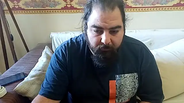 Snapshot of _Sinyor34 chatting on January 2, 10:58 am Sinyor34 online show from January 2, 10:58 am