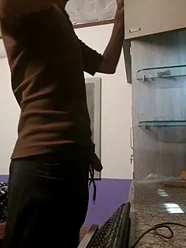 HotBoyOm online show from February 9, 5:33 am