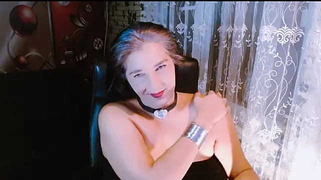 Veraluz online show from October 11, 6:06 pm