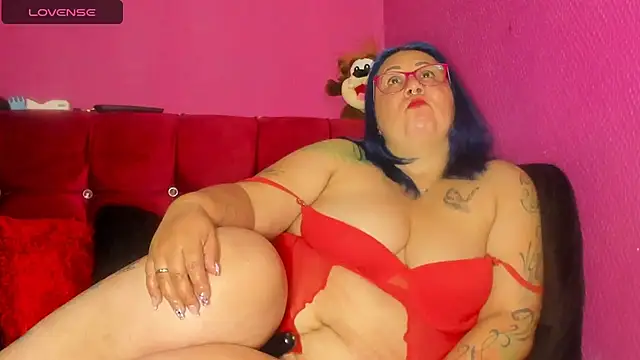 Snapshot of AnalGoddes chatting on March 6, 2:30 am AnalGoddes online show from March 6, 2:30 am