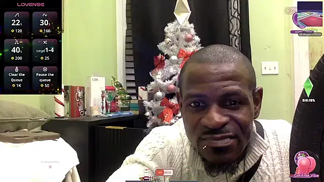 Snapshot of MrRuddeebony chatting on January 13, 5:13 am MrRuddeebony online show from January 13, 5:13 am
