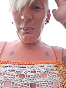 PinkTheHawk online show from February 28, 7:05 am