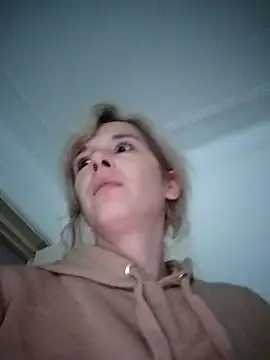 SexxyLety online show from October 21, 6:14 am