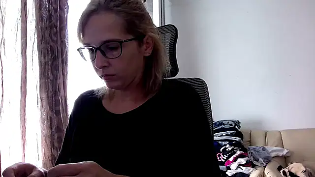 SexxyLety online show from July 12, 9:33 am