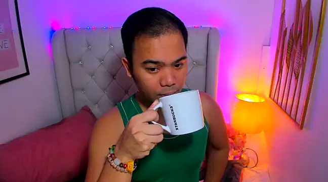 AsianZero online show from February 1, 5:05 pm