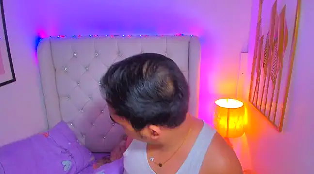 AsianZero online show from February 16, 4:42 pm