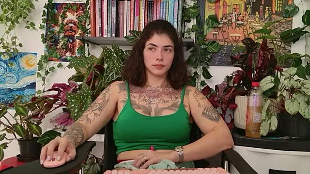 TaliMajesty online show from March 31, 1:11 pm