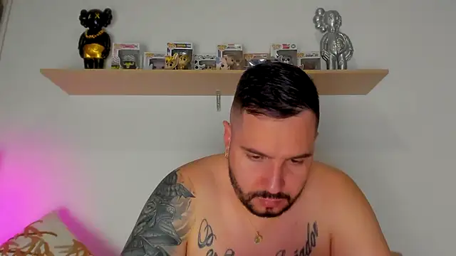 camilo restrepo21 online show from October 25, 12:51 am