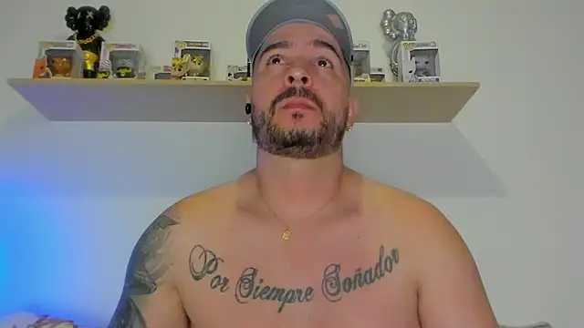 Snapshot of camilo_restrepo21 chatting on March 25, 2:06 am camilo restrepo21 online show from March 25, 2:06 am
