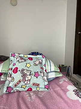 sandylau online show from March 4, 9:10 pm