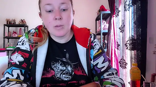 kisicaxx online show from March 26, 8:42 am