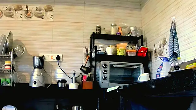 Snapshot of Fun4tipz chatting on November 29, 3:09 am Fun4tipz online show from November 29, 3:09 am