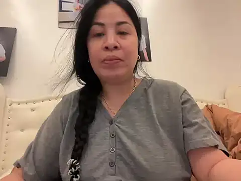 Tightwetholesxx online show from March 31, 2:35 am