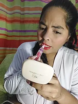 Snapshot of missmelissa_ chatting on November 2, 1:41 am missmelissa online show from November 2, 1:41 am