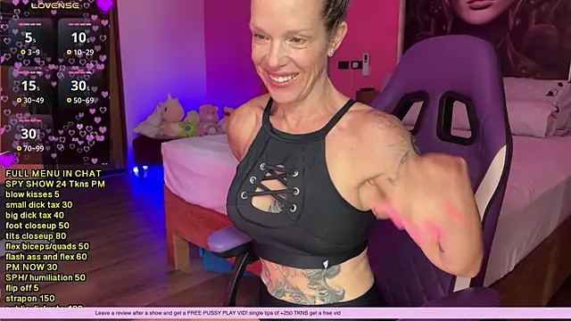 mommyselenafit  online show from November 26, 1:50 am