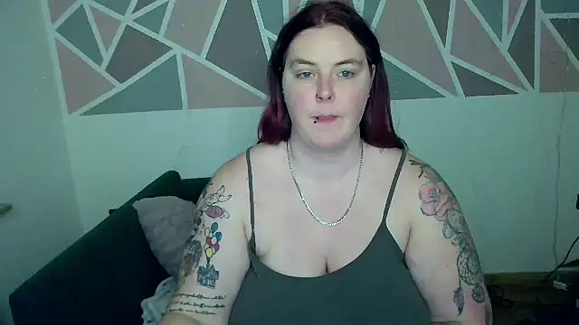 JoyceKyra91 online show from January 5, 6:35 pm